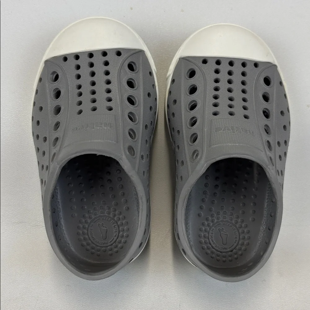 NATIVE Jefferson Gray SlipOn Water Shoes Size C4